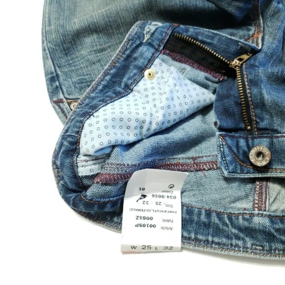 NWT Diesel KYCUT STRAIGHT Distressed Jeans 25 32 - Picture 6 of 8